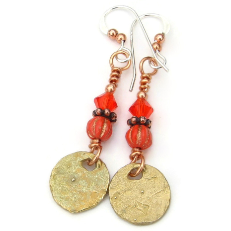 back side of paw prints hearts dog lover earrings