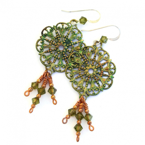 Vintage style handmade filigree earrings.