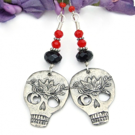 halloween goth skull handmade jewelry moon ivy lotus black red