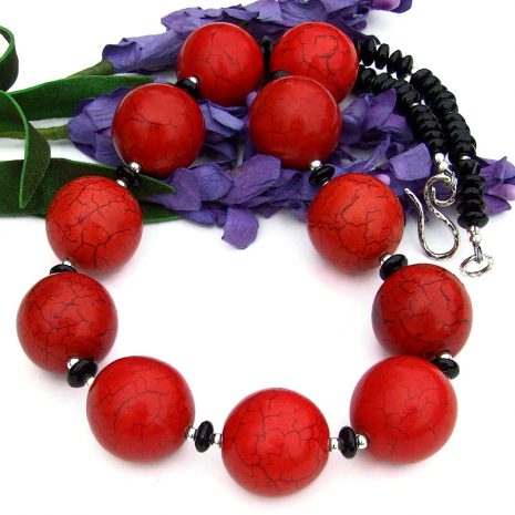 handmade gemstone jewelry red magnesite black onyx
