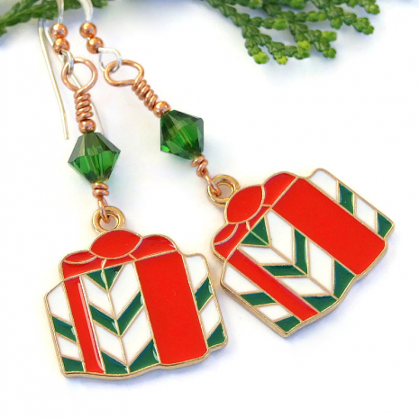 Fern green faceted Swarovski crystal bicones add amazing glitter to the Christmas earrings. red green white presents gifts handmade Christmas jewelry Swarovski crystals