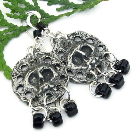 skull goth gothic halloween earrings spooky jewelry black silver