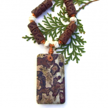 paintbrush picture jasper gemstone necklace for women with wood and magnesite