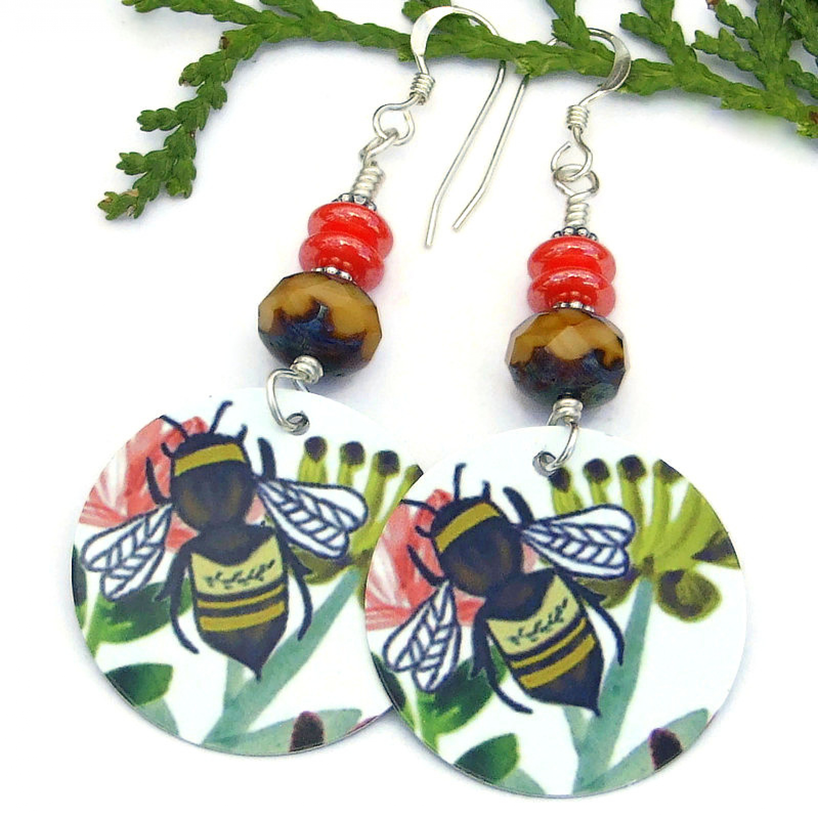 Animal lover jewelry bee 2025