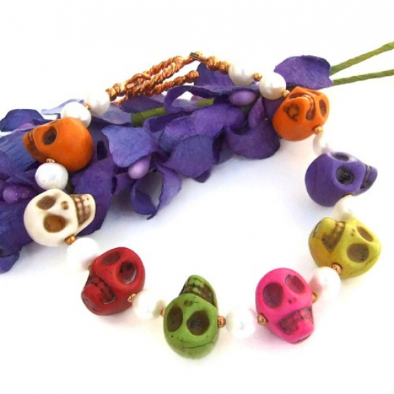 day_of_the_dead_halloween_skull_handmade_bracelet_pearls_jewelry_ooak_3e651d64.jpg