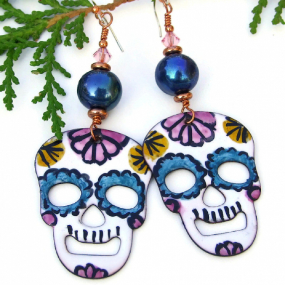 handmade_halloween_day_of_the_dead_sugar_skulls_earrings.jpg