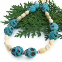 SKULL-LISCIOUS - Day of the Dead Halloween Skull Necklace, Handmade Turquoise Coral