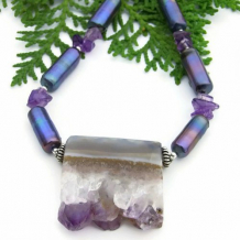 MYSTIQUE - Amethyst Geode Pendant Necklace, Handmade Peacock Pearls Beaded Jewelry