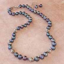NOCTURNE - Peacock Pearls Classic Hand Knotted Sterling Necklace