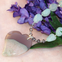 MI CORAZON - Heart Agate Mothers Day Necklace, Handmade Chalcedony Gemstone Jewelry