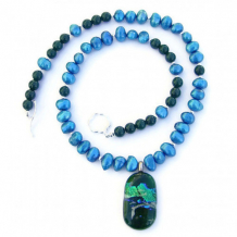 MOUNTAINS MAJESTY - Green Mountain Dichroic Pendant Necklace, Handmade Jade Pearls Jewelry